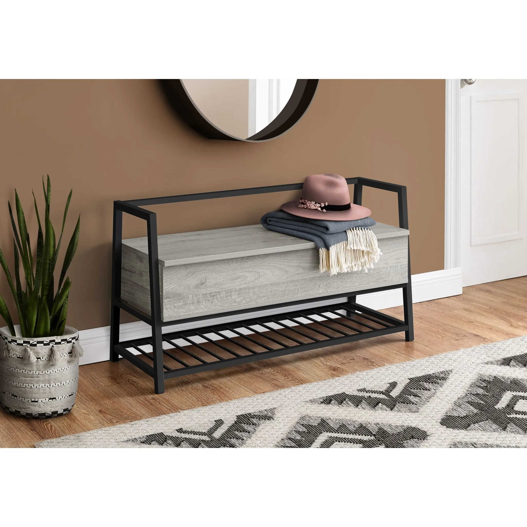 Cara Bench