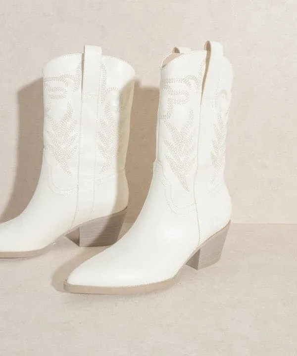 Dakota Western Embroidered Short Boot
