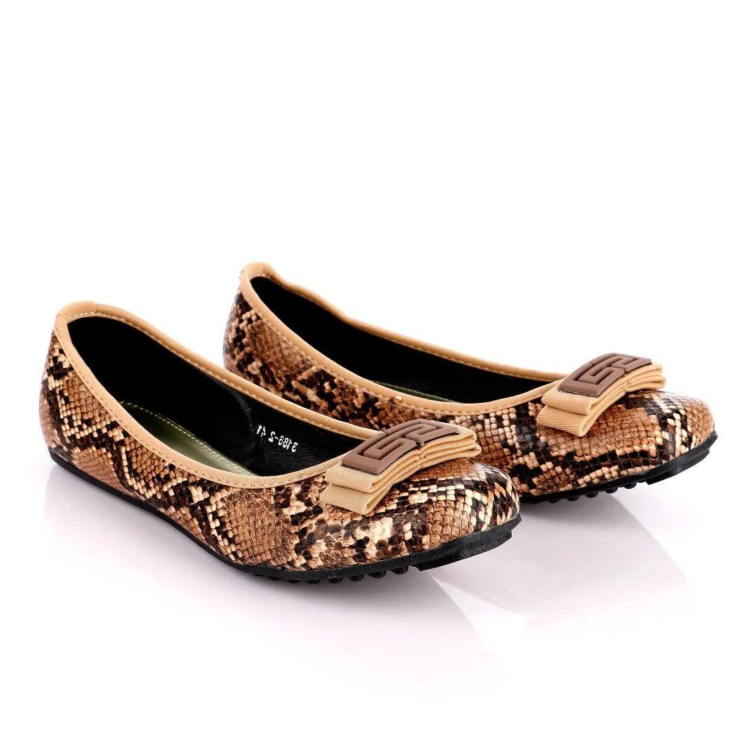 Fashionable Classic Brown Women's Flat Shoe