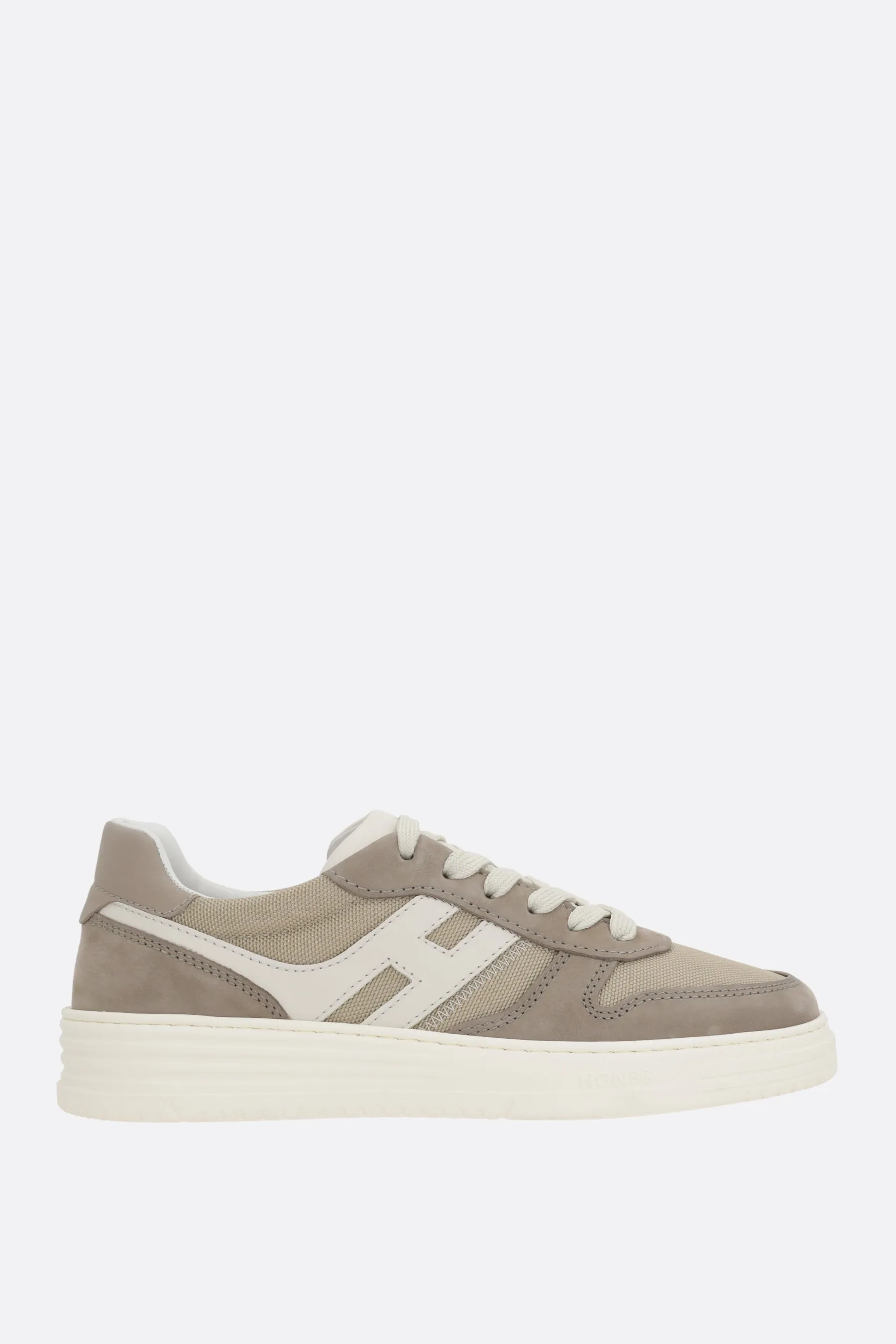 H630 Nabuk Sneakers