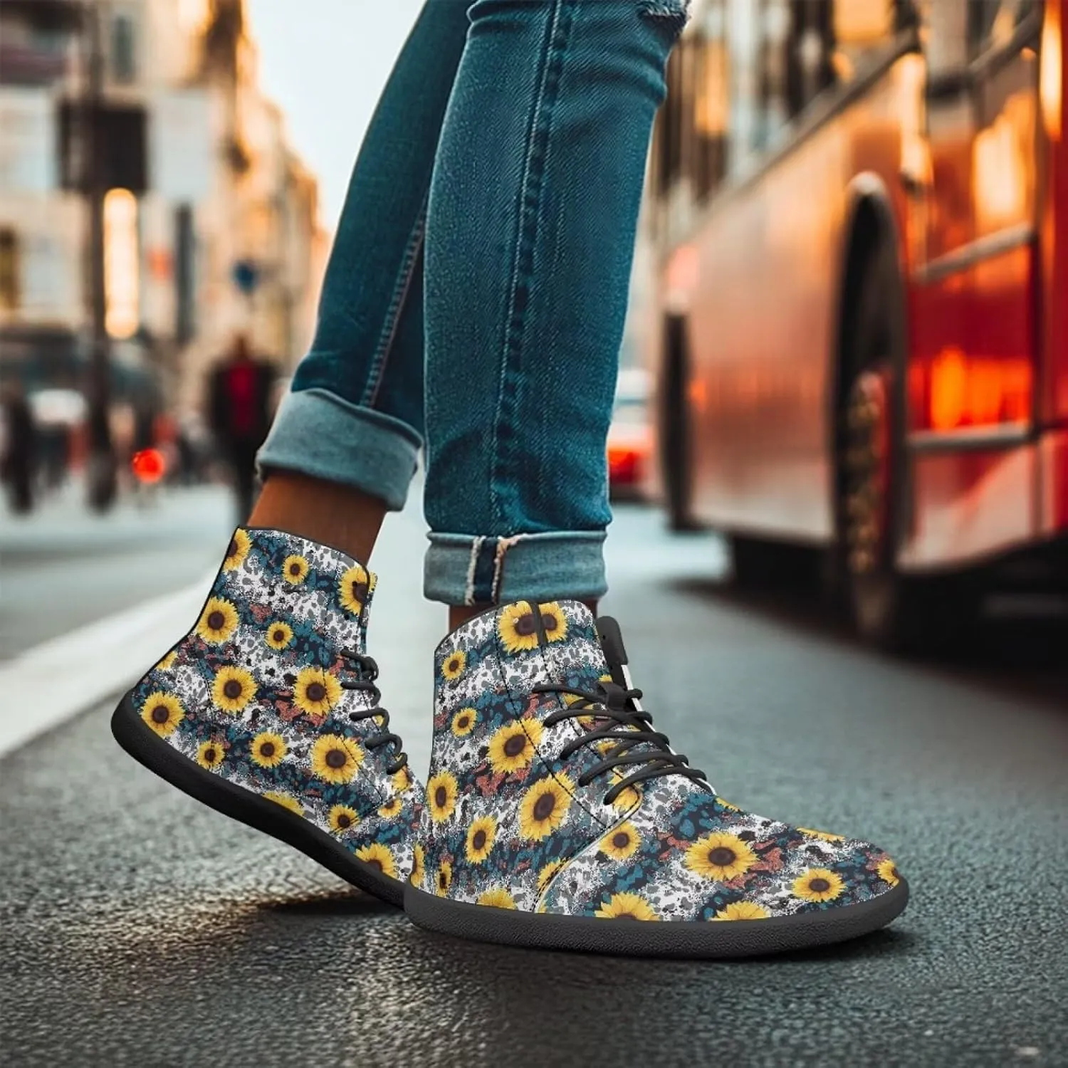 High Top Flower Pattern Zero-Drop Barefoot Shoes for Men Women Lightweight Minimalist Shoes for Running and Hiking Activities