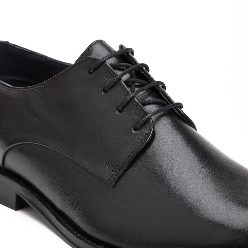 Marley Black Waxy Shoe