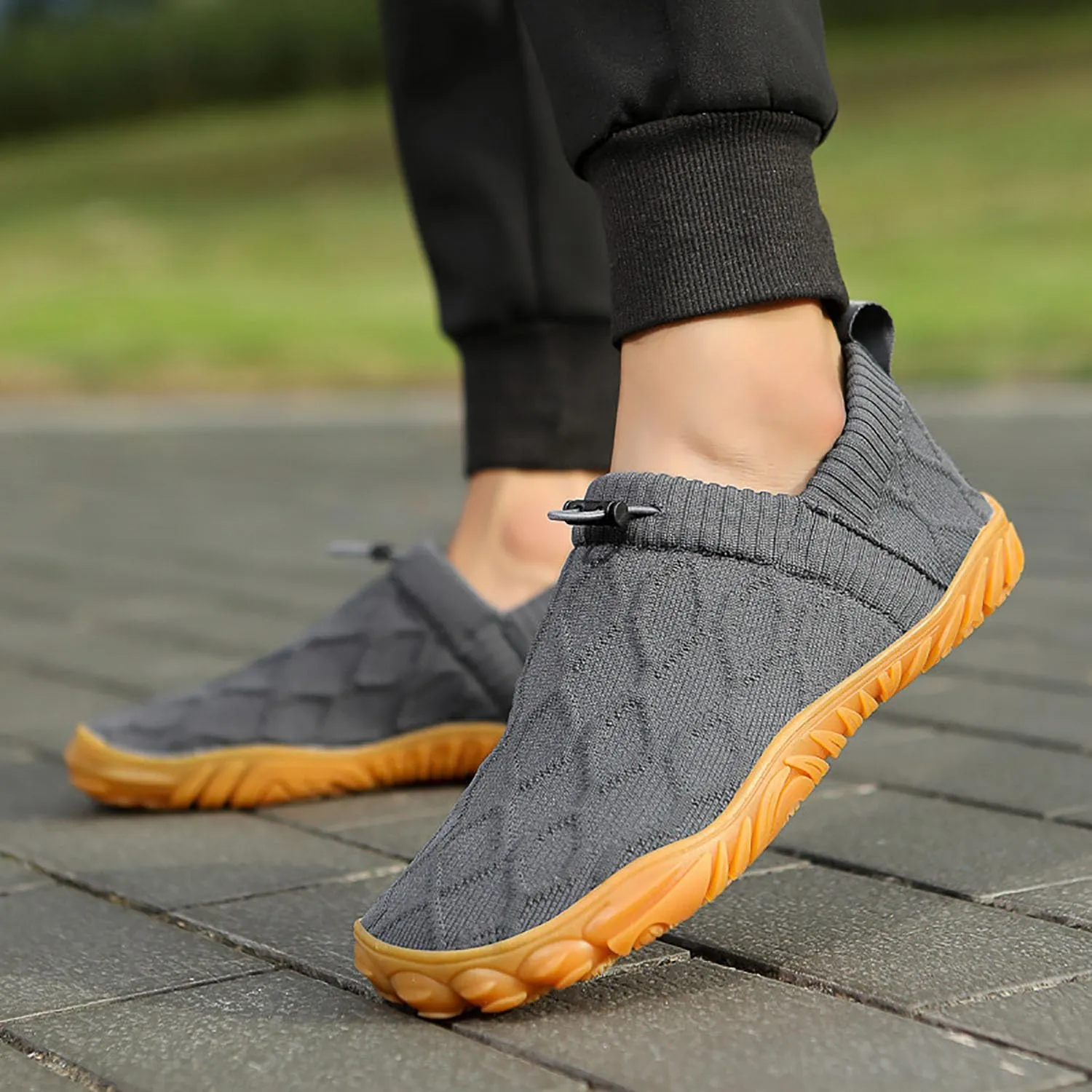 Slip on Barefoot Shoe Breathable Minimalist Walking Shoes Womens Mens Workout Beach Running Sneakers