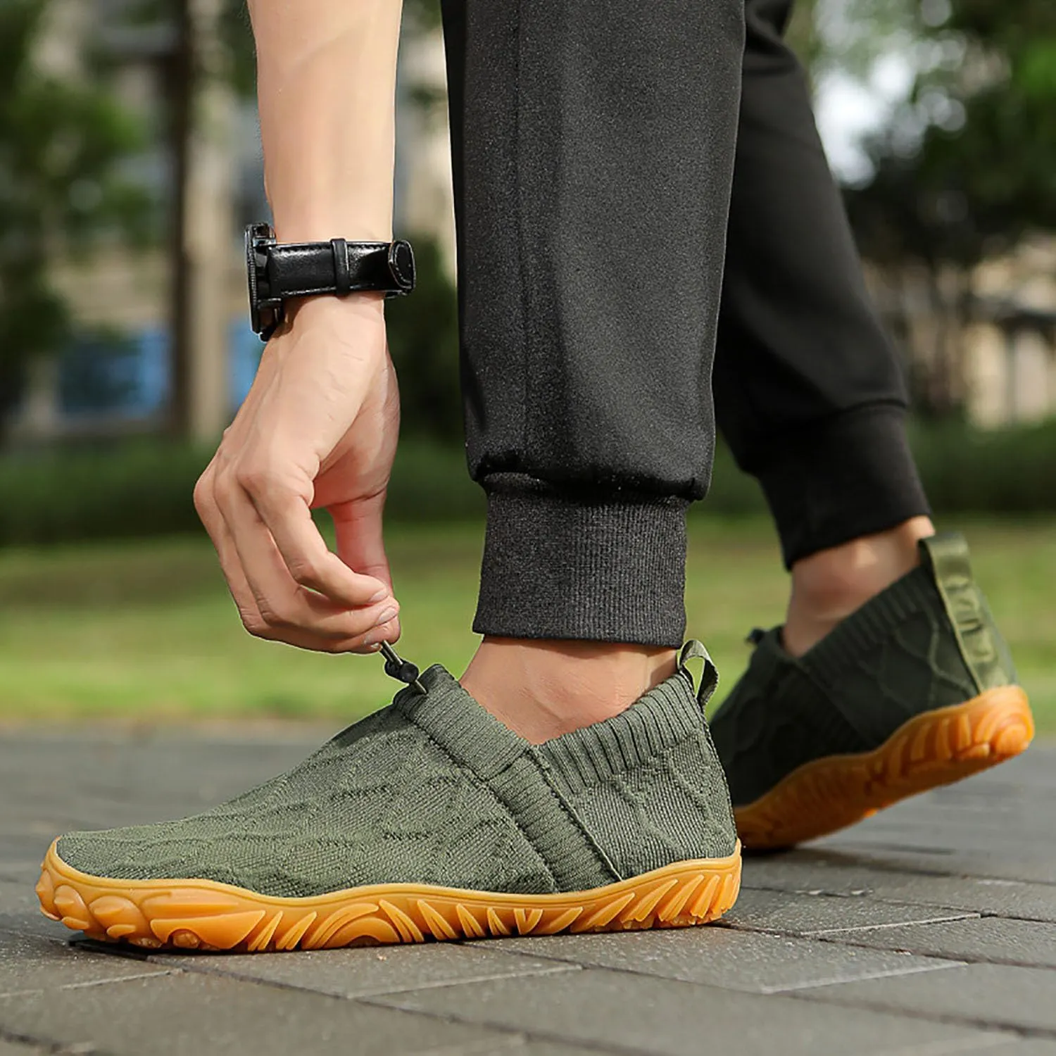 Slip on Barefoot Shoe Breathable Minimalist Walking Shoes Womens Mens Workout Beach Running Sneakers