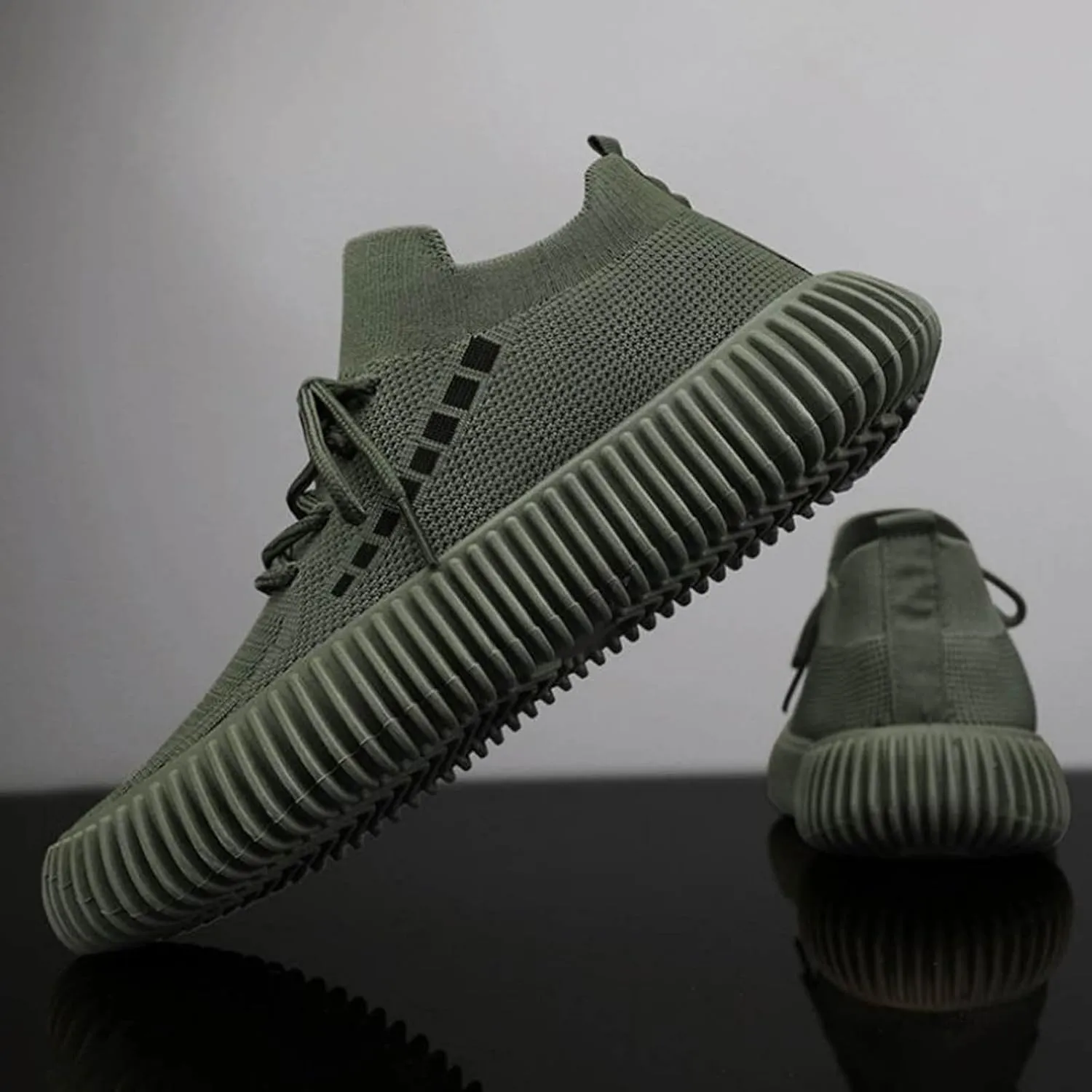 Slip On Shoes for Men Men's Tennis Shoes Men's Comfortable Walking Shoes Lightweight Breathable Running Athletic Sneakers